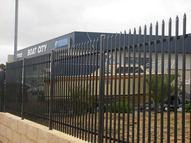 雙橫欄鋅鋼護欄